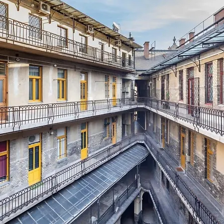 Apartment Super Convenient *